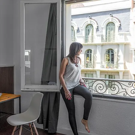 Traveller House 8 Bedroom * Barcelona