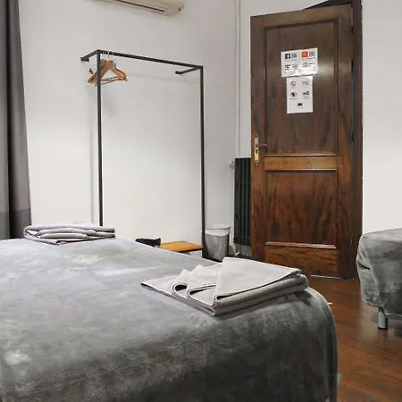 Apartment Traveller House 8 Bedroom *