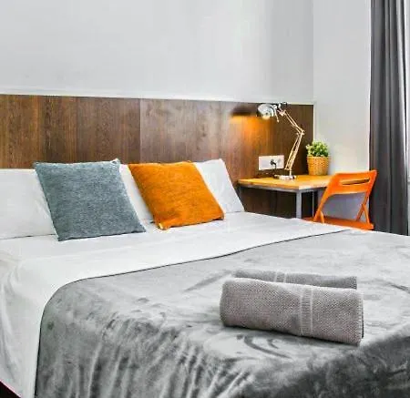 Apartment Traveller House 8 Bedroom Barcelona