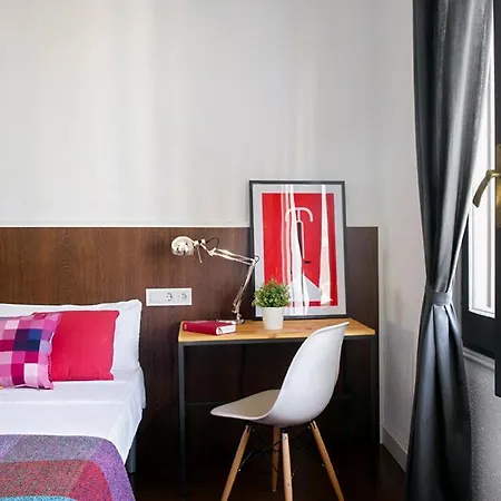 Traveller House 8 Bedroom Apartment